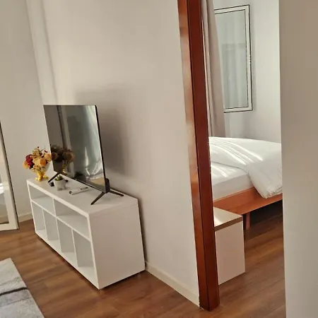 7 Apartment *