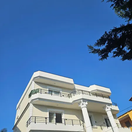 7 Apartment *
